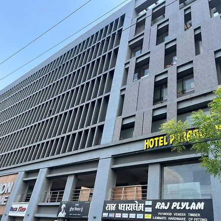 Hotel Paramount Villa Gandhinagar Kültér fotó